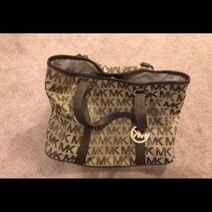 Michael Kors purse